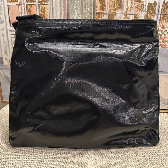 Authentic Vintage Patent Leather Gucci Crossbody - Picture 2 of 10